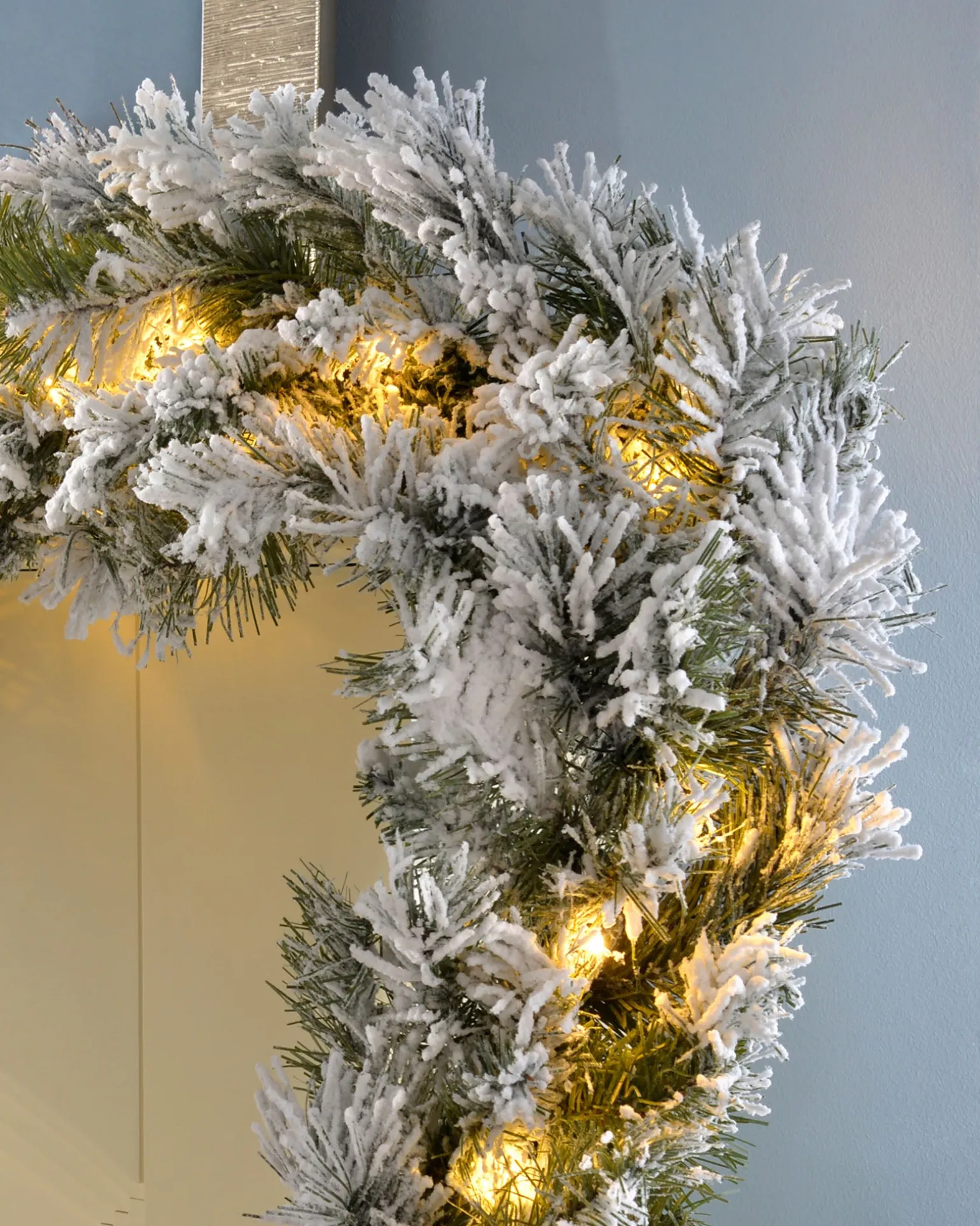 WeRChristmas Pre-Lit Snow Flocked Spruce Garland, 9 Ft^ Snow Flocked Garlands|Pre Lit Garlands