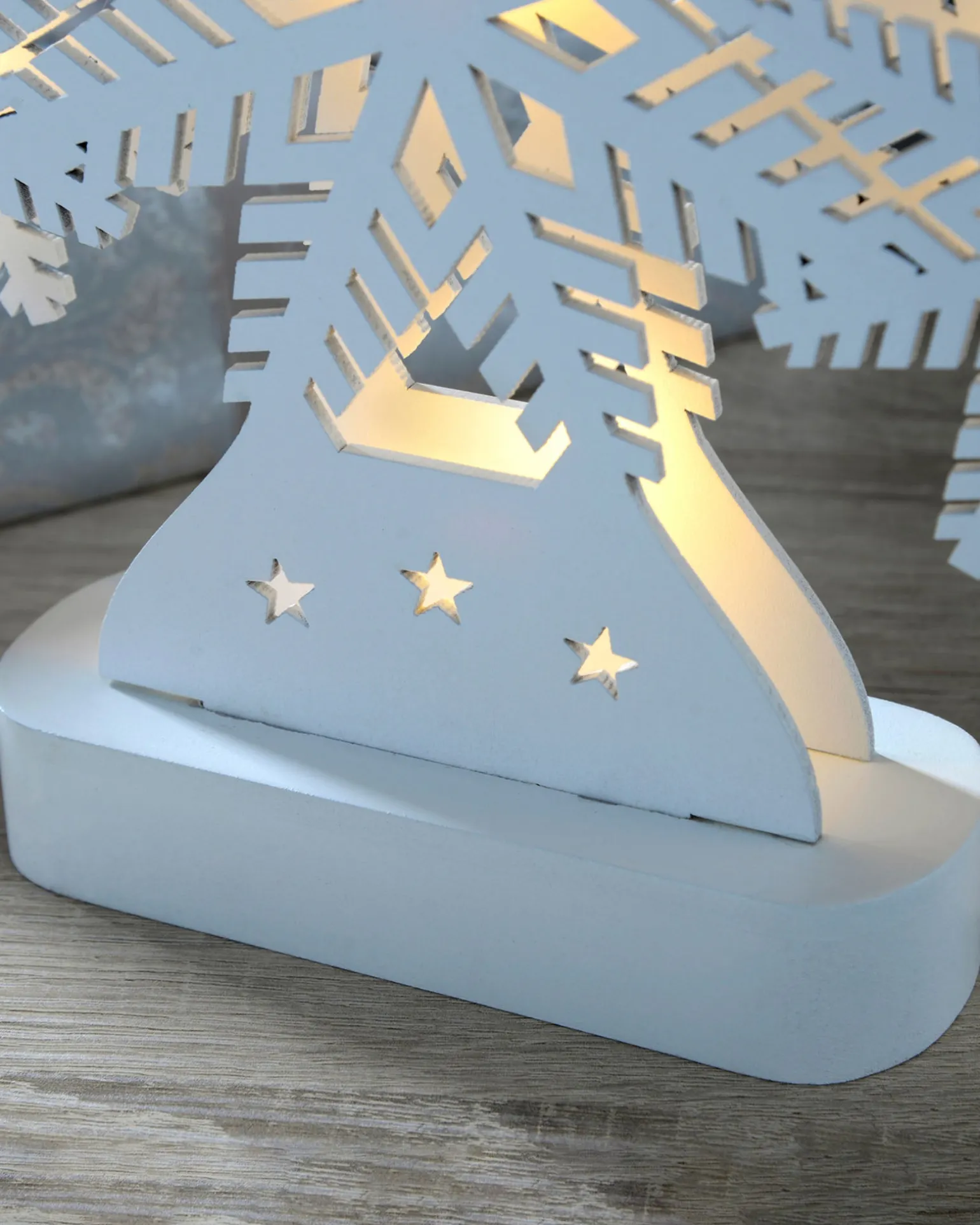 WeRChristmas Pre-Lit Snowflake Tree Table Christmas Decoration, 39.5 Cm^ Table Decorations
