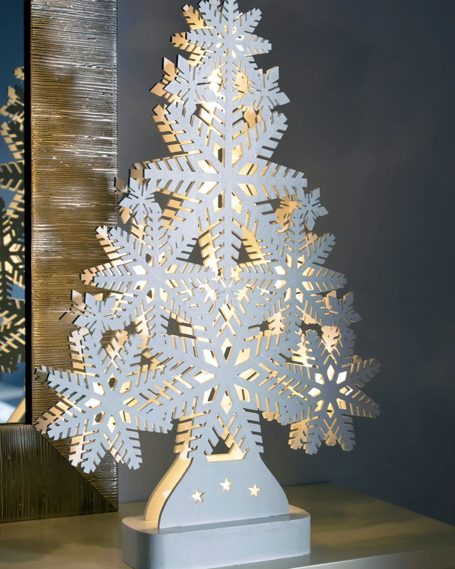 WeRChristmas Pre-Lit Snowflake Tree Table Christmas Decoration, 39.5 Cm^ Table Decorations