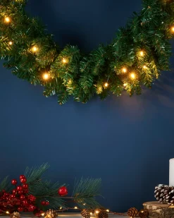 WeRChristmas Pre-Lit Timberland Spruce Wreath, 60 Cm^ Plain Wreaths|Pre Lit Wreaths