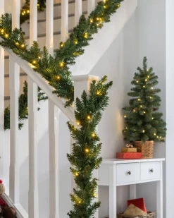 WeRChristmas Pre-Lit Warm White LEDs Garland, 18 Ft^ Plain Garlands|Pre Lit Garlands