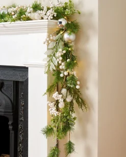 WeRChristmas Pre-Lit White Berry Mixed Tip Garland, 9 Ft^ Decorated Garlands|Pre Lit Garlands