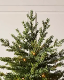 WeRChristmas Pre-Lit Windsor Fir Christmas Tree, 6 Ft^ Premium Christmas Trees|Pre Lit Christmas Trees