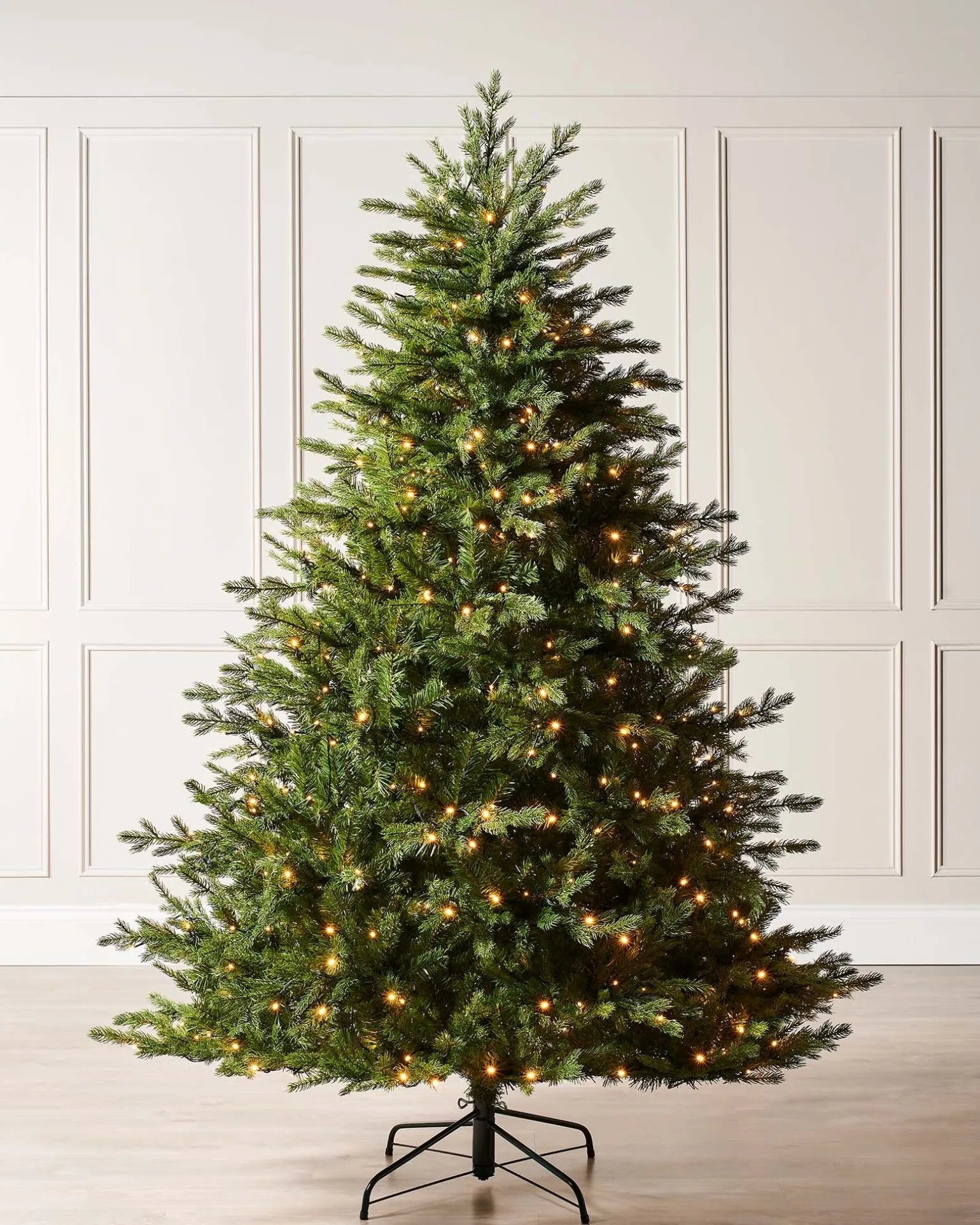 WeRChristmas Pre-Lit Windsor Fir Christmas Tree, 8 Ft^ Premium Christmas Trees|Pre Lit Christmas Trees