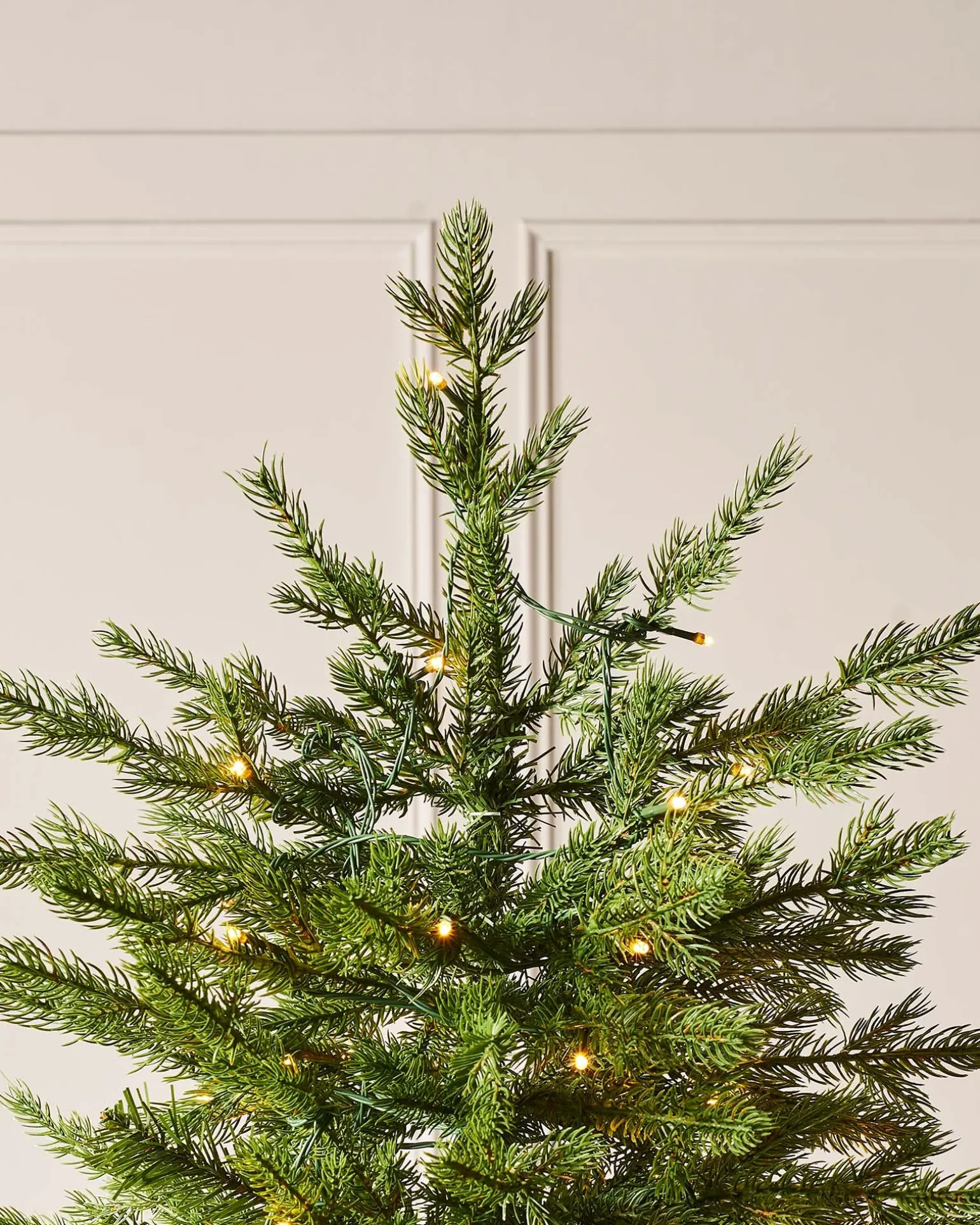 WeRChristmas Pre-Lit Windsor Fir Christmas Tree, Dual Warm White, 7 Ft^ Premium Christmas Trees|Pre Lit Christmas Trees