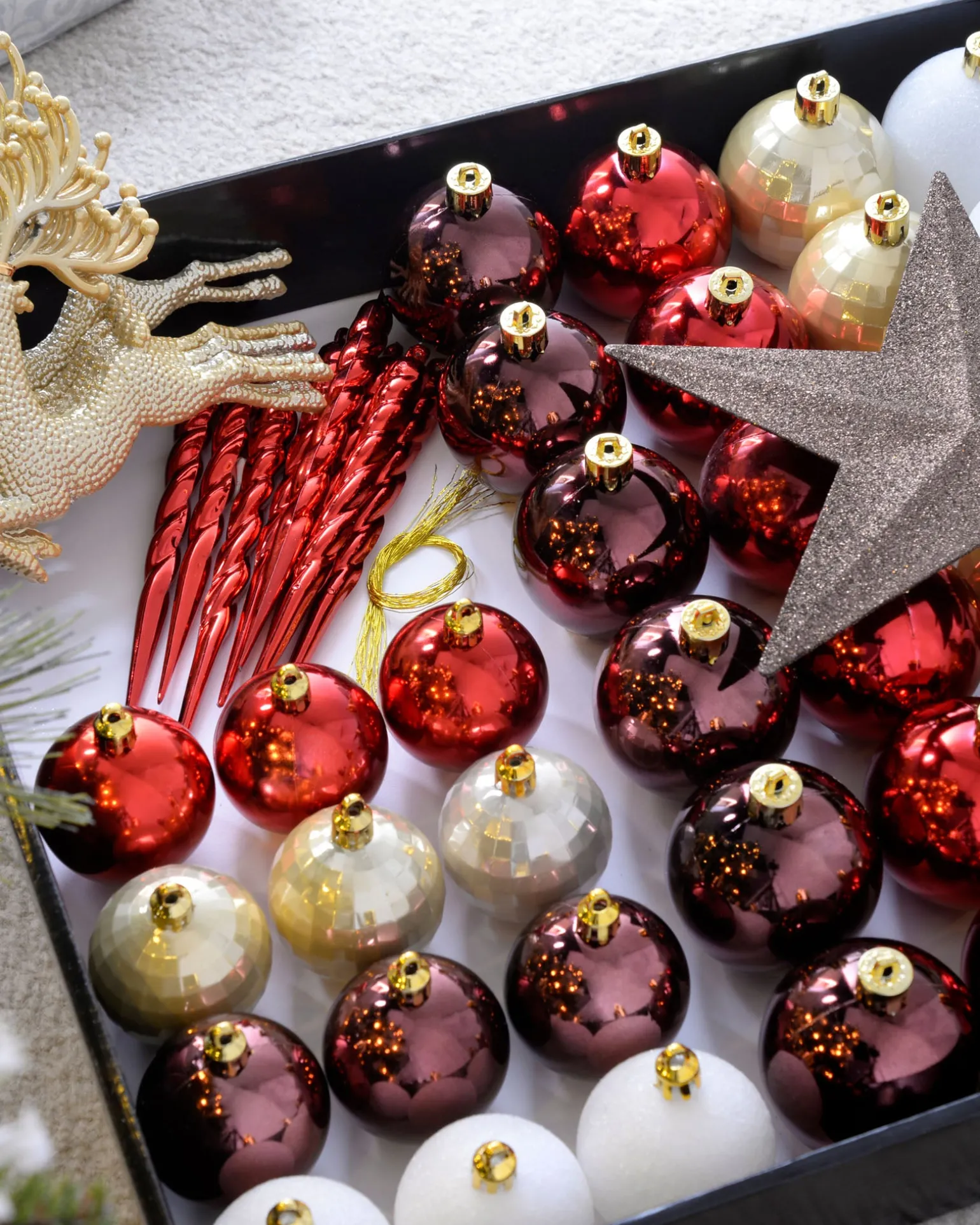 WeRChristmas Red/Gold Shatterproof Baubles Set, 50 Pack^ Shatterproof Baubles