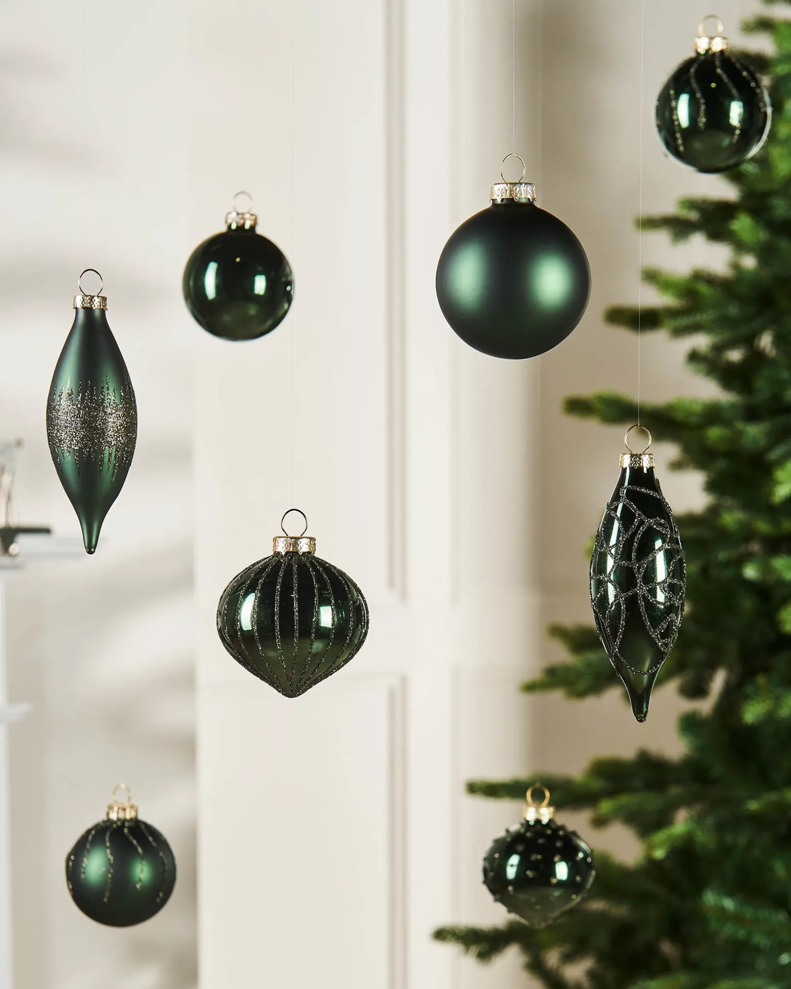 WeRChristmas Sage Green Glass Baubles, 20 Pack^ Glass Baubles
