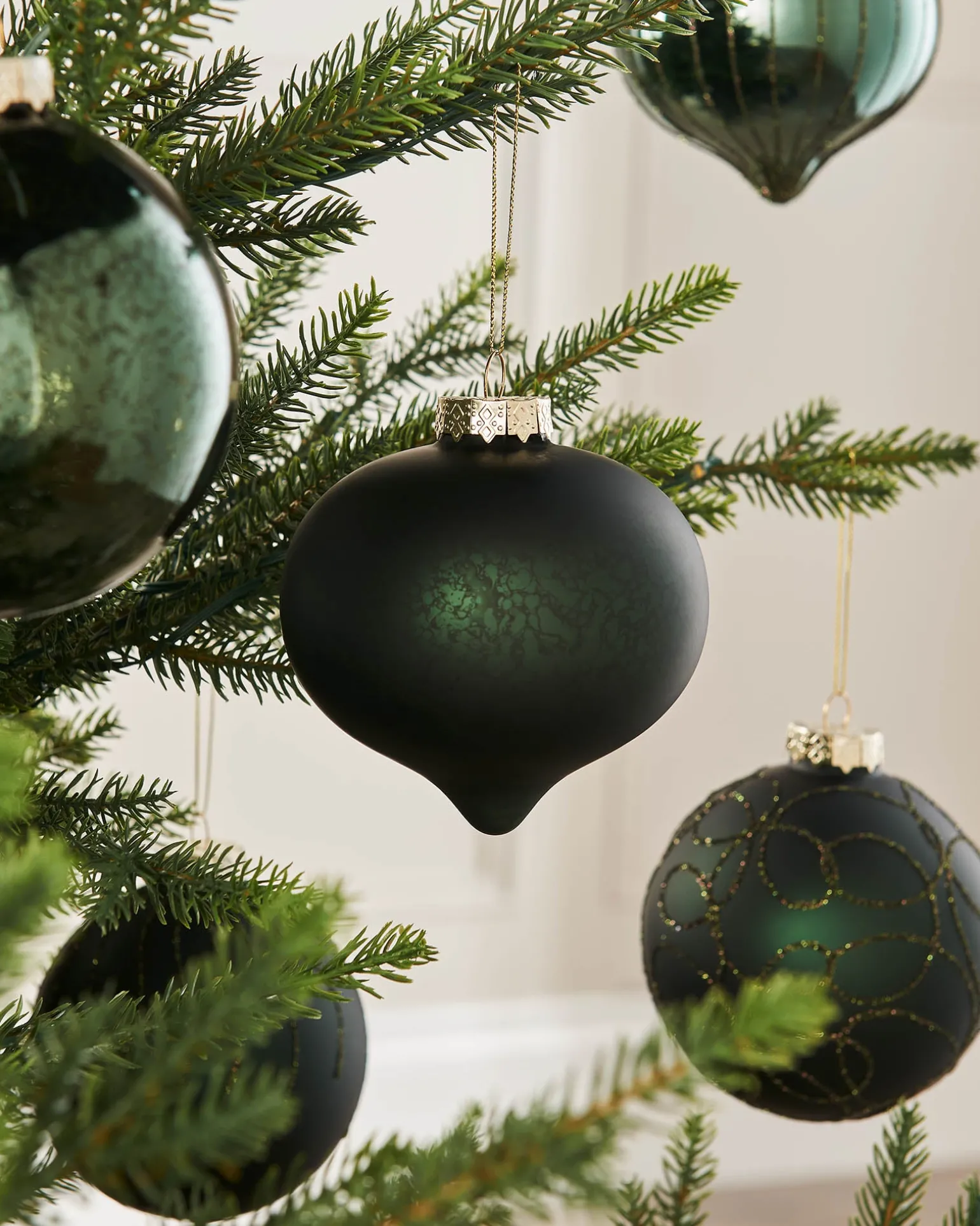WeRChristmas Sage Green Glass Baubles, 6 Pack, 10 Cm^ Glass Baubles