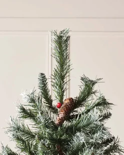 WeRChristmas Scandinavian Blue Spruce Christmas Tree, 5 Ft^ Budget Christmas Trees|Snow Flocked Christmas Trees