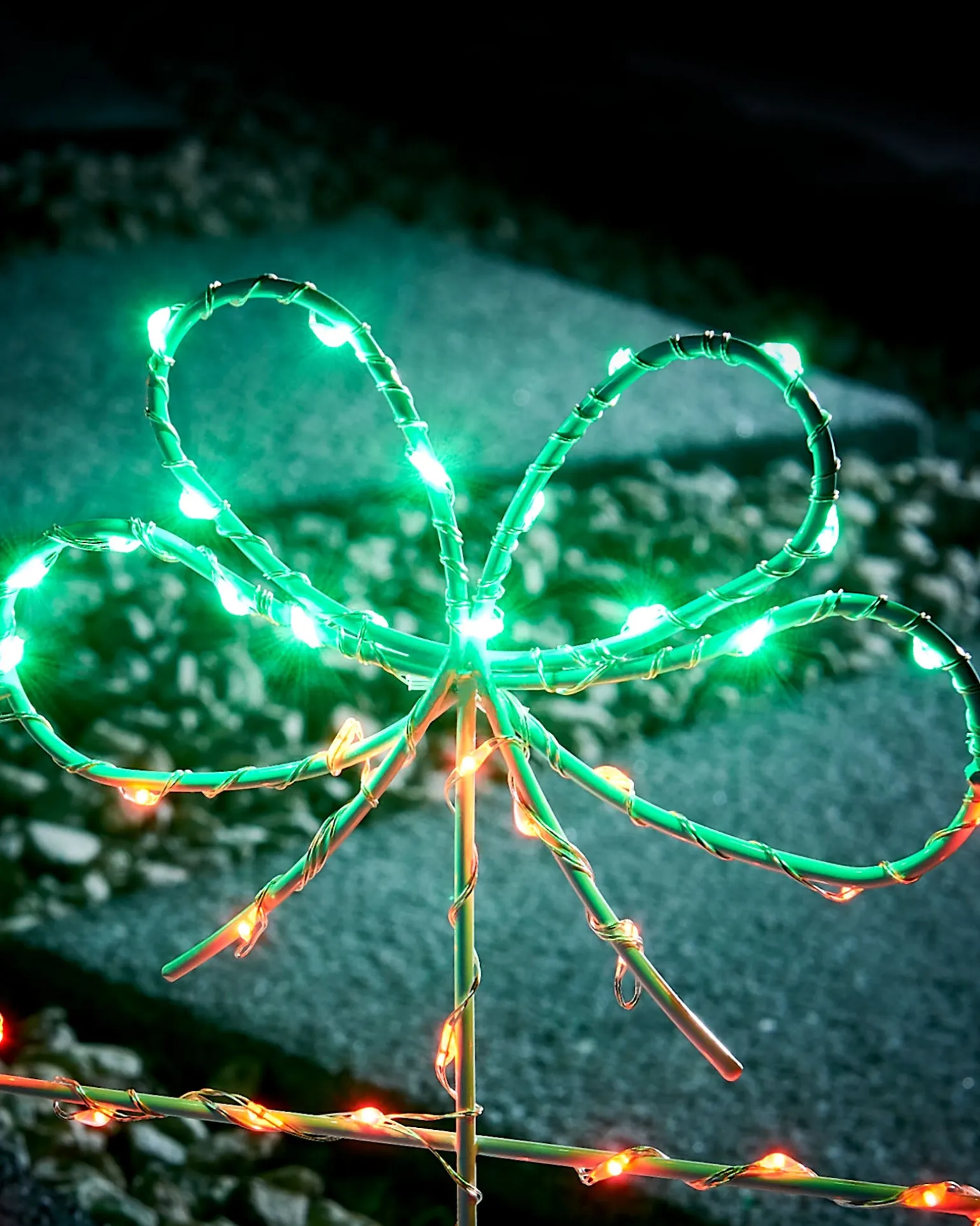 WeRChristmas Set Of 3 Giftbox Pathway Stake Lights, 40 Cm^ Pathway Lights
