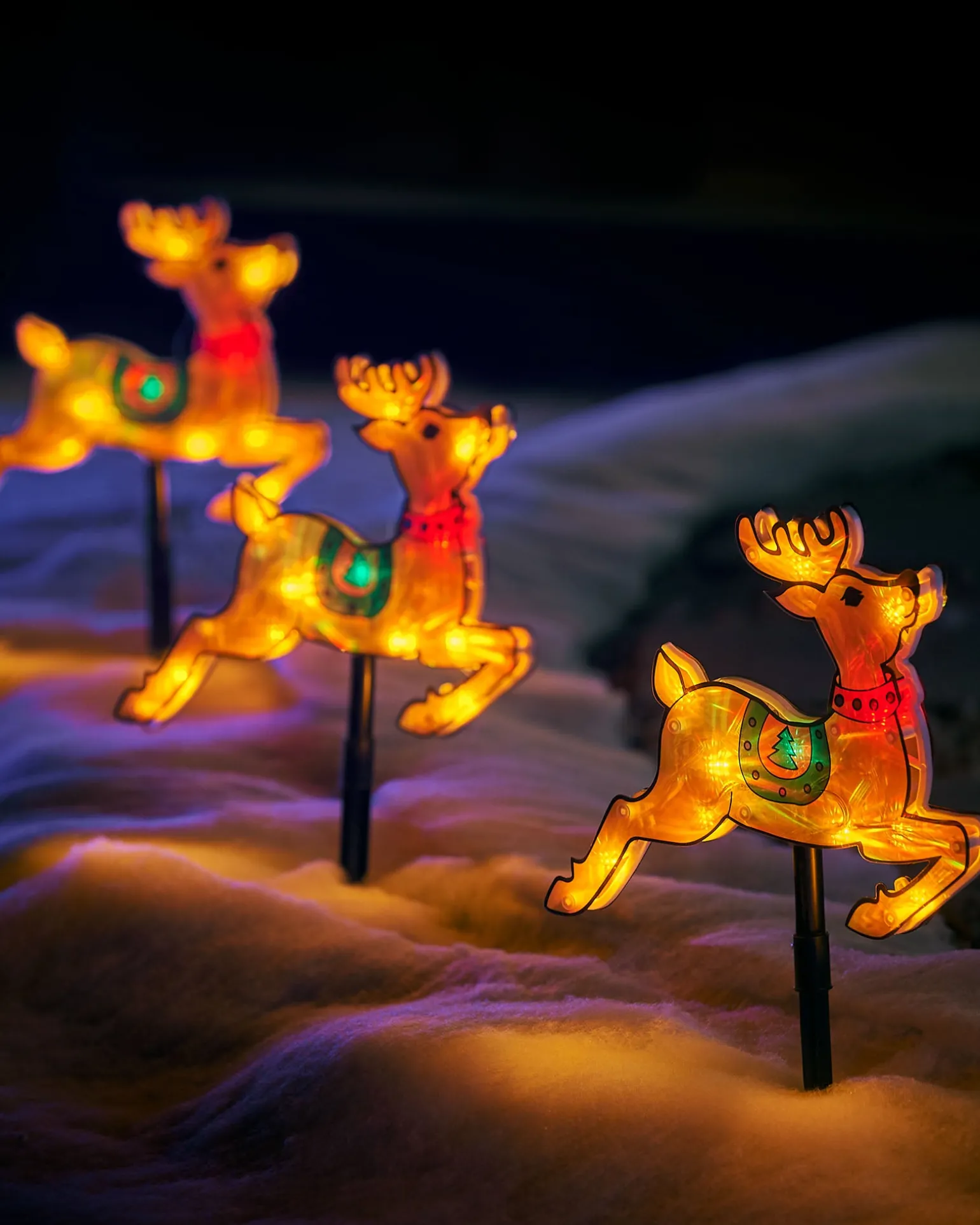 WeRChristmas Set Of 4 Reindeer Silhouette Pathway Stake Lights, 26 Cm^ Pathway Lights