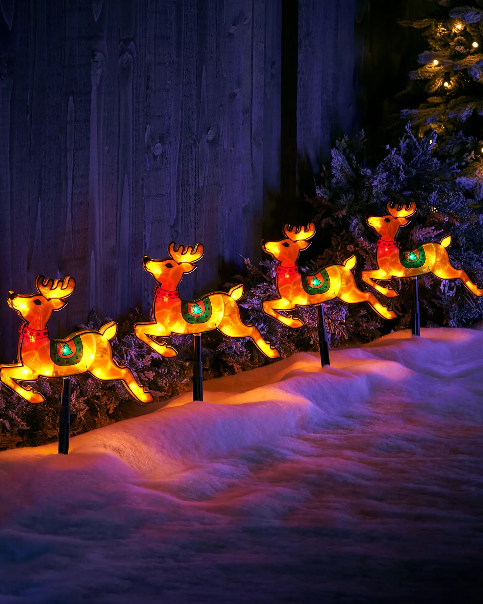 WeRChristmas Set Of 4 Reindeer Silhouette Pathway Stake Lights, 26 Cm^ Pathway Lights
