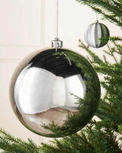 WeRChristmas Silver Large Gloss Shatterproof Bauble, 20 Cm^ Oversized Baubles|Shatterproof Baubles