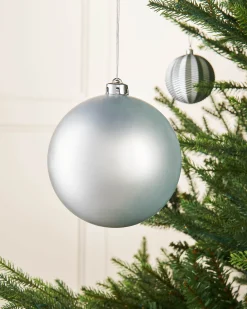 WeRChristmas Silver Large Matt Shatterproof Bauble, 15 Cm^ Oversized Baubles|Shatterproof Baubles