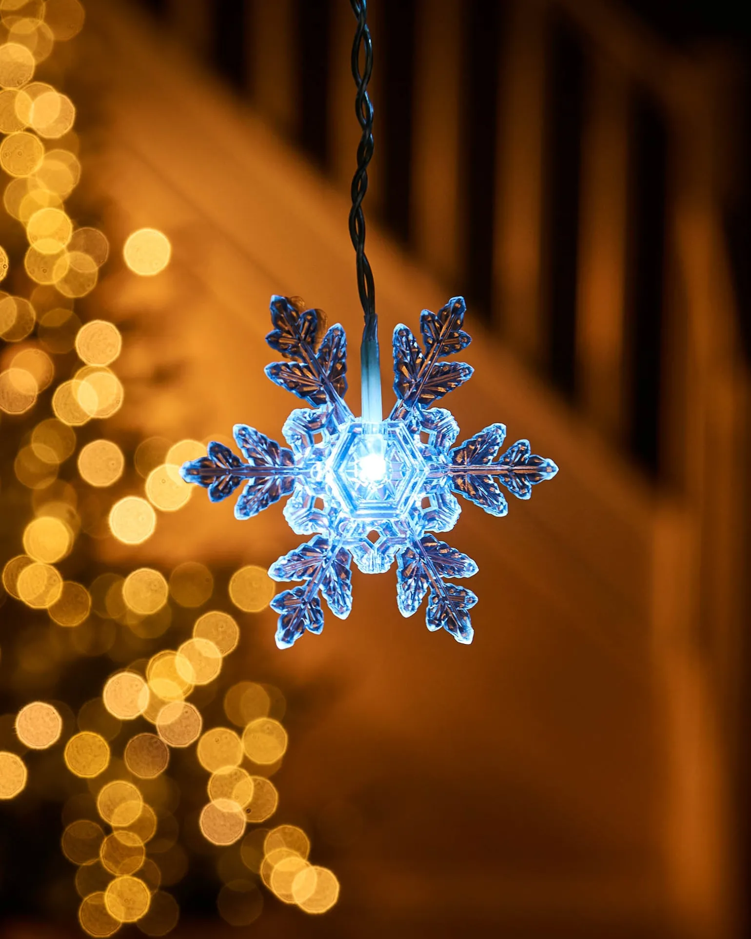 WeRChristmas Snowflake Curtain Net Light, White, 1.2 M^ Window Silhouettes|Curtain & Net Lights