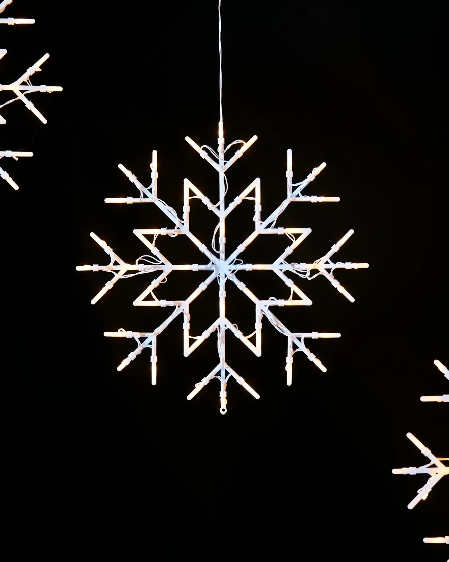 WeRChristmas Snowflake Silhouette, Warm White, 36 Cm^ Window Silhouettes|Festive Star, Snowflake & Sign Lights