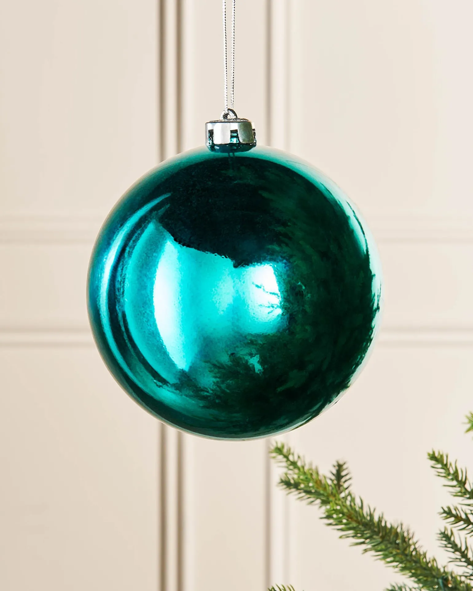 WeRChristmas Teal Large Gloss Shatterproof Bauble, 15 Cm^ Oversized Baubles|Shatterproof Baubles