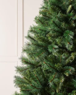 WeRChristmas Victorian Pine Christmas Tree, 7 Ft^ Unlit Christmas Trees
