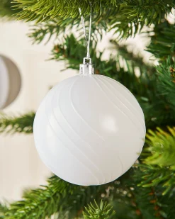 WeRChristmas White Shatterproof Baubles, 16 Pack, 8 Cm^ Shatterproof Baubles